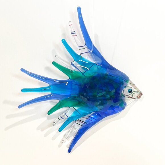 Fused Glass Lion Fish Suncatcher 6" x 7" - Picture 1 of 3